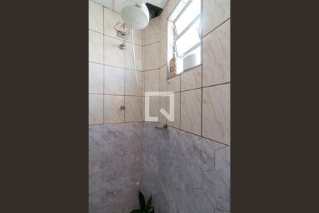 Casa à venda com 260m², 4 quartos e 5 vagas Casa à venda com 260m², 4 quartos e 5 vagasBanheiro 2