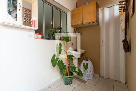 Casa à venda com 260m², 4 quartos e 5 vagas Casa à venda com 260m², 4 quartos e 5 vagasÁrea de Serviço