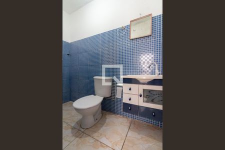 Casa à venda com 260m², 4 quartos e 5 vagas Casa à venda com 260m², 4 quartos e 5 vagasCasa 2