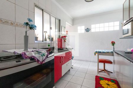 Casa à venda com 260m², 4 quartos e 5 vagas Casa à venda com 260m², 4 quartos e 5 vagasCozinha