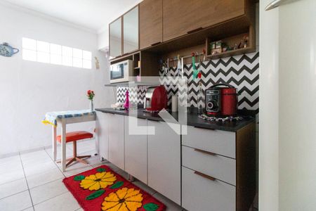 Casa à venda com 260m², 4 quartos e 5 vagas Casa à venda com 260m², 4 quartos e 5 vagasCozinha
