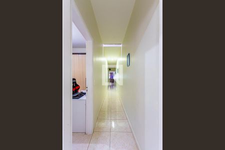 Corredor de casa para alugar com 3 quartos, 120m² em Vila Valparaiso, Santo André
