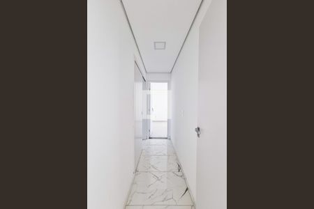 Corredor de apartamento para alugar com 3 quartos, 80m² em Santa Branca, Belo Horizonte