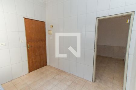 Cozinha de apartamento para alugar com 1 quarto, 20m² em Vila Guilherme, São Paulo