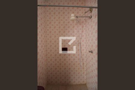 Casa à venda com 135m², 3 quartos e 1 vagaBanheiro