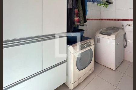 Área de Serviço de casa à venda com 4 quartos, 324m² em Lauzane Paulista, São Paulo
