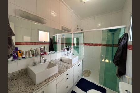 Banheiro do Quarto 1 de casa à venda com 4 quartos, 324m² em Lauzane Paulista, São Paulo