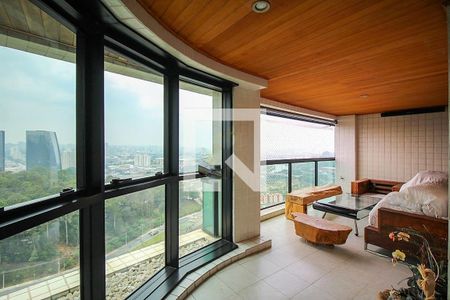 Apartamento à venda com 305m², 4 quartos e 4 vagas