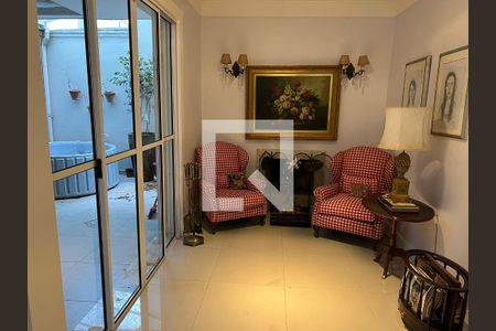 Casa de condomínio à venda com 269m², 4 quartos e 3 vagas