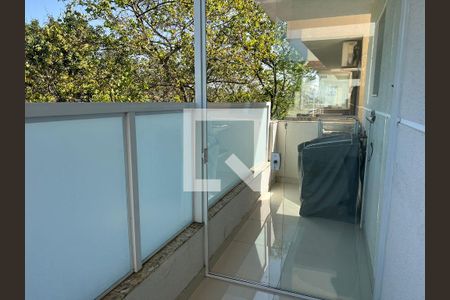 Casa de condomínio à venda com 269m², 4 quartos e 3 vagas