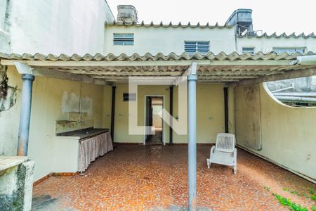 Casa à venda com 208m², 3 quartos e 4 vagasArea externa - edícula