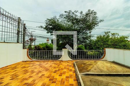 Casa à venda com 208m², 3 quartos e 4 vagasVaranda