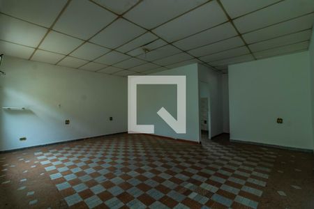 Casa à venda com 208m², 3 quartos e 4 vagasEdicula - salao