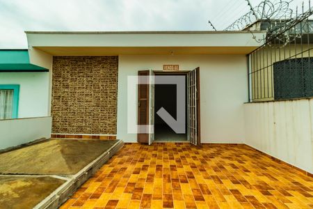Casa à venda com 208m², 3 quartos e 4 vagasVaranda