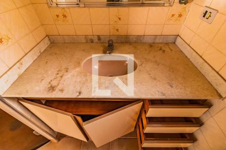 Casa à venda com 208m², 3 quartos e 4 vagasDetalhe do Banheiro da Suite