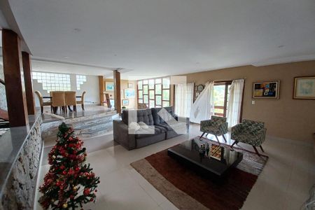 Casa de Condomínio à venda com 4 quartos, 390m² em Badu, Niterói