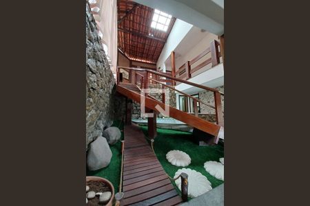 Casa de Condomínio à venda com 4 quartos, 390m² em Badu, Niterói