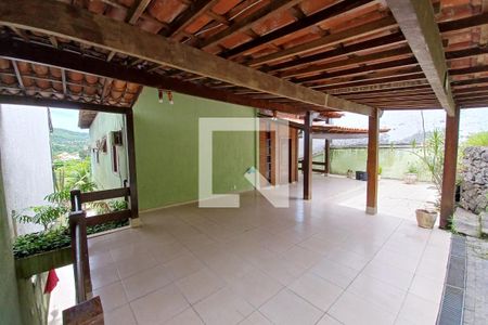 Casa de Condomínio à venda com 4 quartos, 390m² em Badu, Niterói