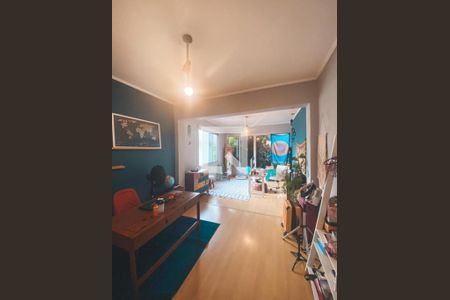 Casa à venda com 4 quartos, 250m² em Indianópolis, São Paulo