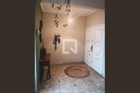 Casa à venda com 250m², 4 quartos e 4 vagas