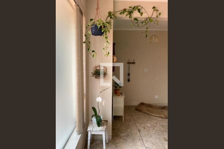 Casa à venda com 250m², 4 quartos e 4 vagas