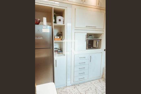 Casa à venda com 250m², 4 quartos e 4 vagas