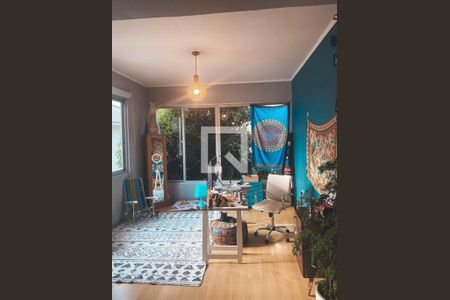 Casa à venda com 250m², 4 quartos e 4 vagas