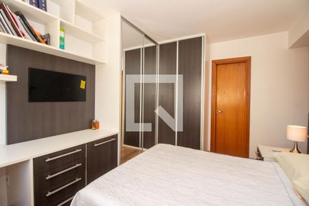 Apartamento à venda com 74m², 2 quartos e 2 vagas Apartamento à venda com 74m², 2 quartos e 2 vagasSuíte