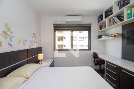 Apartamento à venda com 74m², 2 quartos e 2 vagas Apartamento à venda com 74m², 2 quartos e 2 vagasSuíte