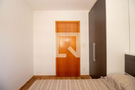 Quarto de apartamento à venda com 2 quartos, 74m² em Petrópolis, Porto Alegre