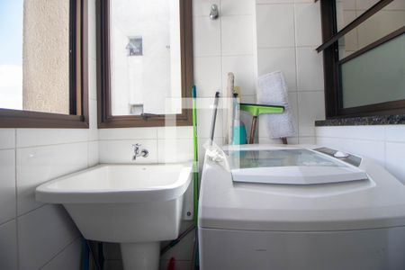 Apartamento à venda com 74m², 2 quartos e 2 vagas Apartamento à venda com 74m², 2 quartos e 2 vagasÁrea de Serviço