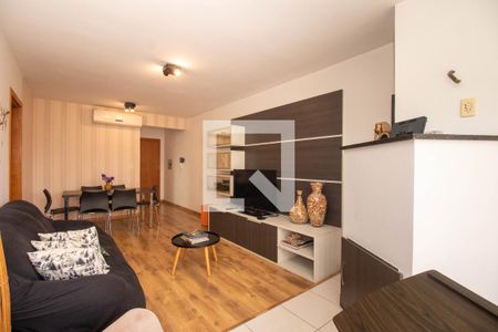Sala de apartamento à venda com 2 quartos, 74m² em Petrópolis, Porto Alegre