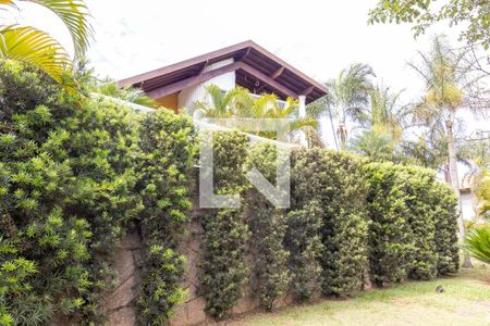 Casa de condomínio à venda com 1200m², 4 quartos e 5 vagasFachada