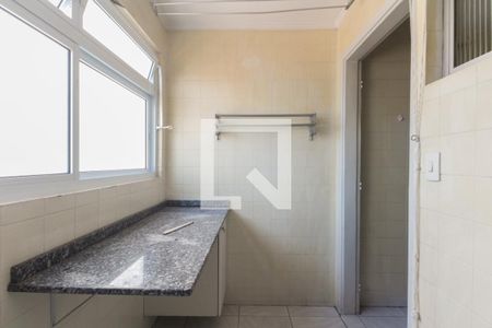 Apartamento à venda com 105m², 3 quartos e 1 vagaÁrea de serviço 