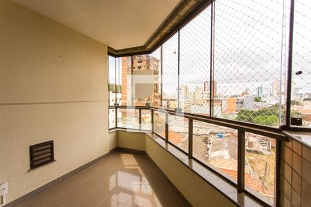 Varanda da Sala 1 de apartamento para alugar com 3 quartos, 190m² em Centro, Uberlândia