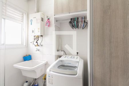 Apartamento à venda com 92m², 2 quartos e 2 vagasÁrea de serviço 