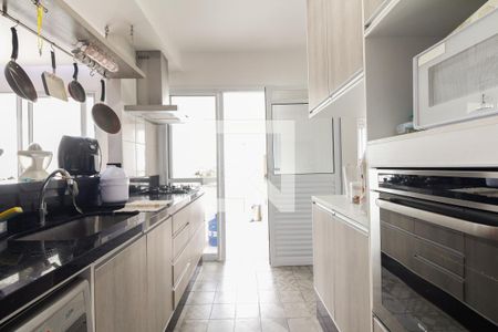 Apartamento à venda com 92m², 2 quartos e 2 vagasCozinha 
