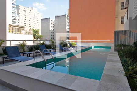 Apartamento à venda com 33m², 1 quarto e sem vagaPiscina