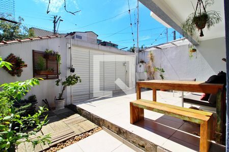 Casa à venda com 59m², 2 quartos e 2 vagasÁrea gourmet