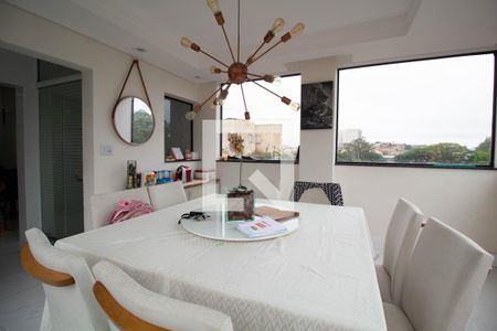 Casa para alugar com 250m², 3 quartos e 5 vagas Casa para alugar com 250m², 3 quartos e 5 vagasCozinha