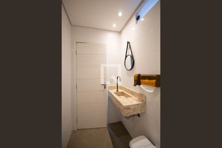 Casa para alugar com 250m², 3 quartos e 5 vagas Casa para alugar com 250m², 3 quartos e 5 vagasLavabo