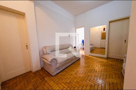 Apartamento para alugar com 220m², 4 quartos e sem vaga Apartamento para alugar com 220m², 4 quartos e sem vagaSala