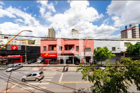 Apartamento para alugar com 220m², 4 quartos e sem vaga Apartamento para alugar com 220m², 4 quartos e sem vagaVista