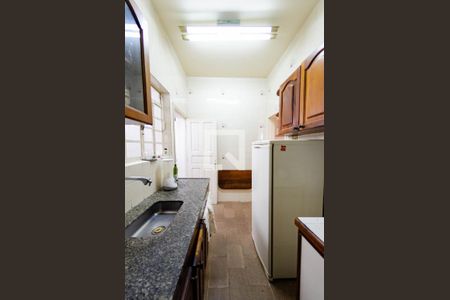 Apartamento para alugar com 220m², 4 quartos e sem vaga Apartamento para alugar com 220m², 4 quartos e sem vagaCozinha