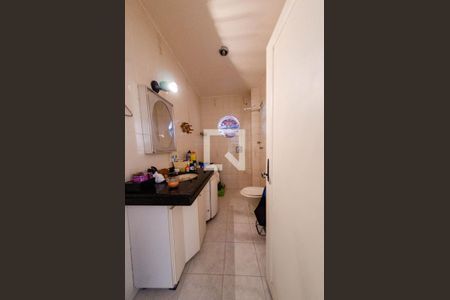 Apartamento para alugar com 220m², 4 quartos e sem vaga Apartamento para alugar com 220m², 4 quartos e sem vagaBanheiro