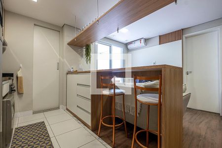Sala/Cozinha de apartamento para alugar com 1 quarto, 59m² em Jardim Paulistano, São Paulo