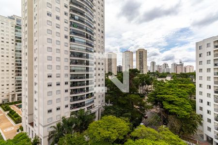 Vista do Quarto 2 de apartamento para alugar com 3 quartos, 75m² em Vila Sofia, São Paulo