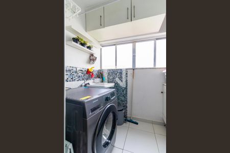 Lavanderia de apartamento para alugar com 3 quartos, 75m² em Vila Sofia, São Paulo