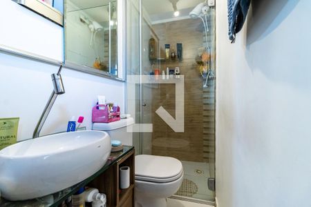 Banheiro da Suíte de apartamento para alugar com 3 quartos, 75m² em Vila Sofia, São Paulo