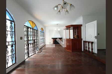 Casa para alugar com 5 quartos, 480m² em Jardim São Paulo, São Paulo
